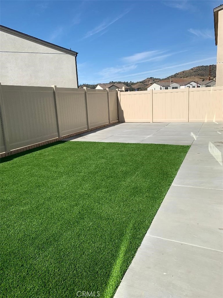 249 Hass Lane Fallbrook, CA 92028 - Photo 4 of 15