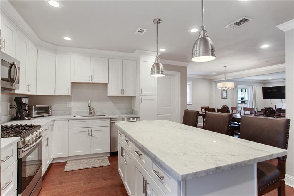 10109 Florence Court River Ridge, LA 70123 - Photo 4 of 21 Gallery Image 4