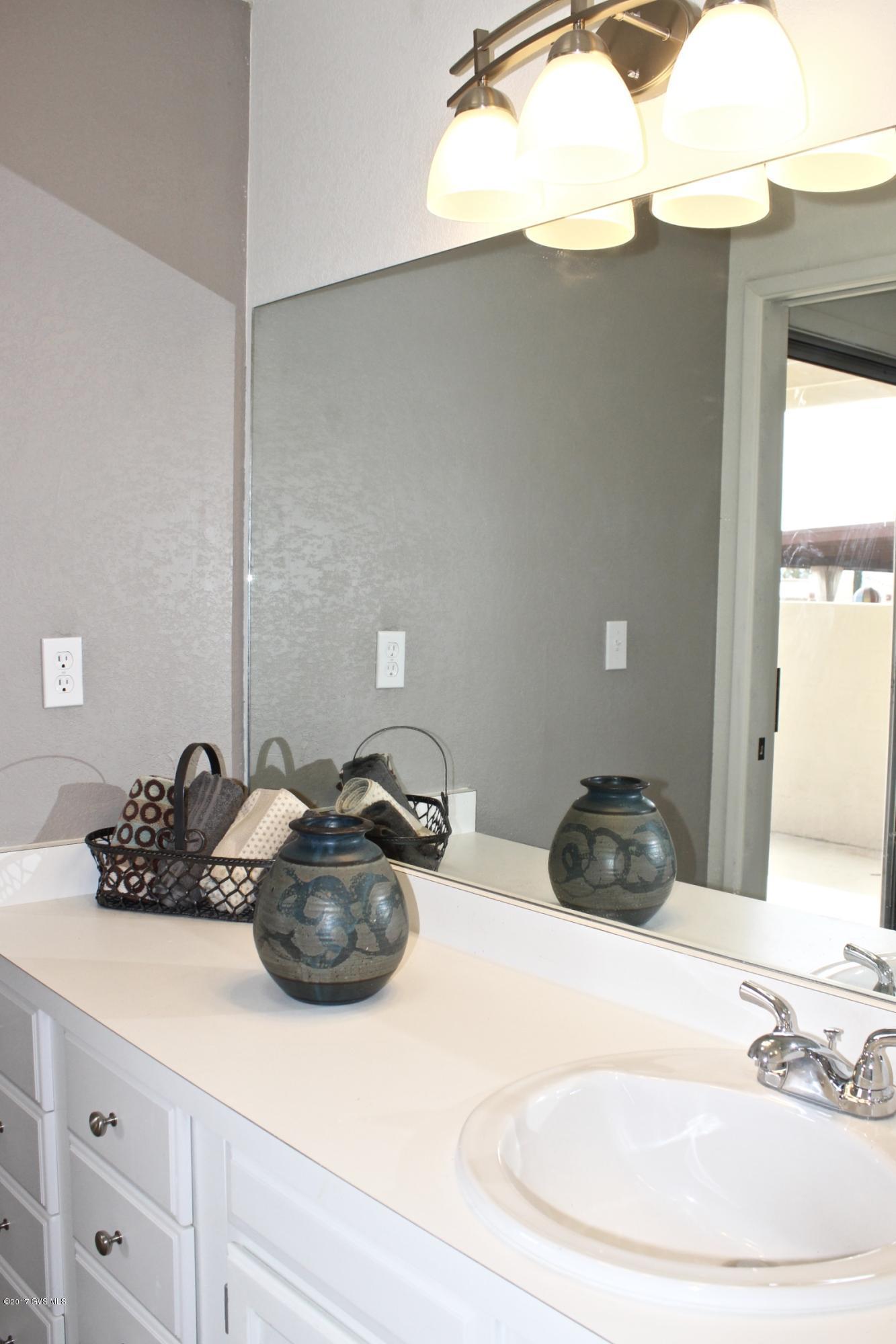 433 West Rio-Santa Cruz Green Valley, AZ 85614 - Photo 31 of 36 Gallery Image 31