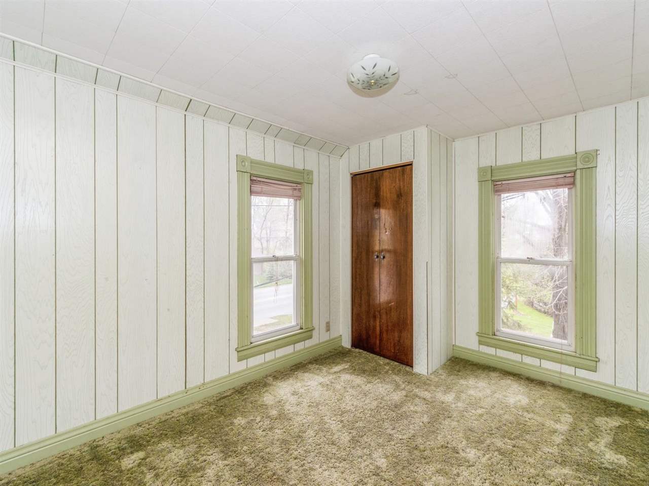 260 West First Street Riverside, IA 52327 - Photo 23 of 32 Gallery Image 23