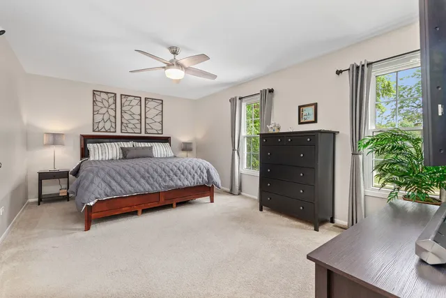 $695,000 | 1211 Parliament Court, Libertyville, IL 60048