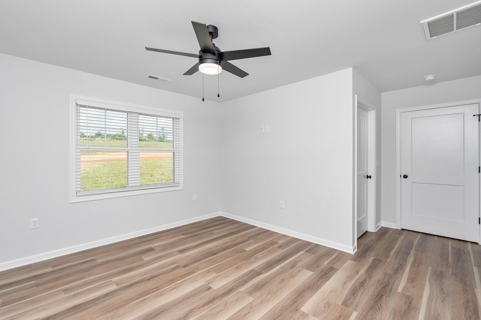 317 Ridge Crest Terrace Waynesboro, VA 22980 - Photo 12 of 29 Gallery Image 12