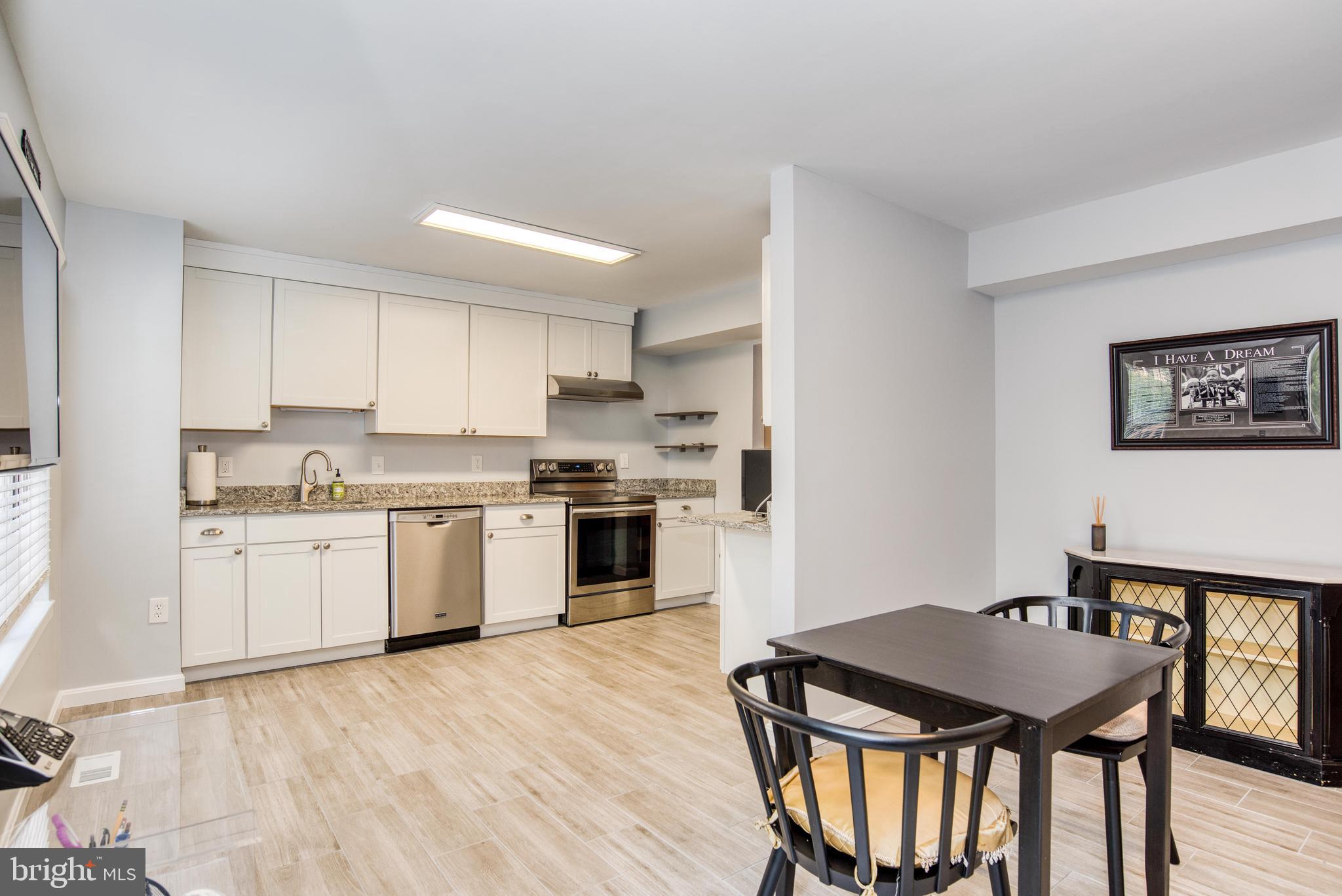 1906 Brightleaf Court Silver Spring, MD 20902 - Photo 13 of 43 Dining/Kitchen