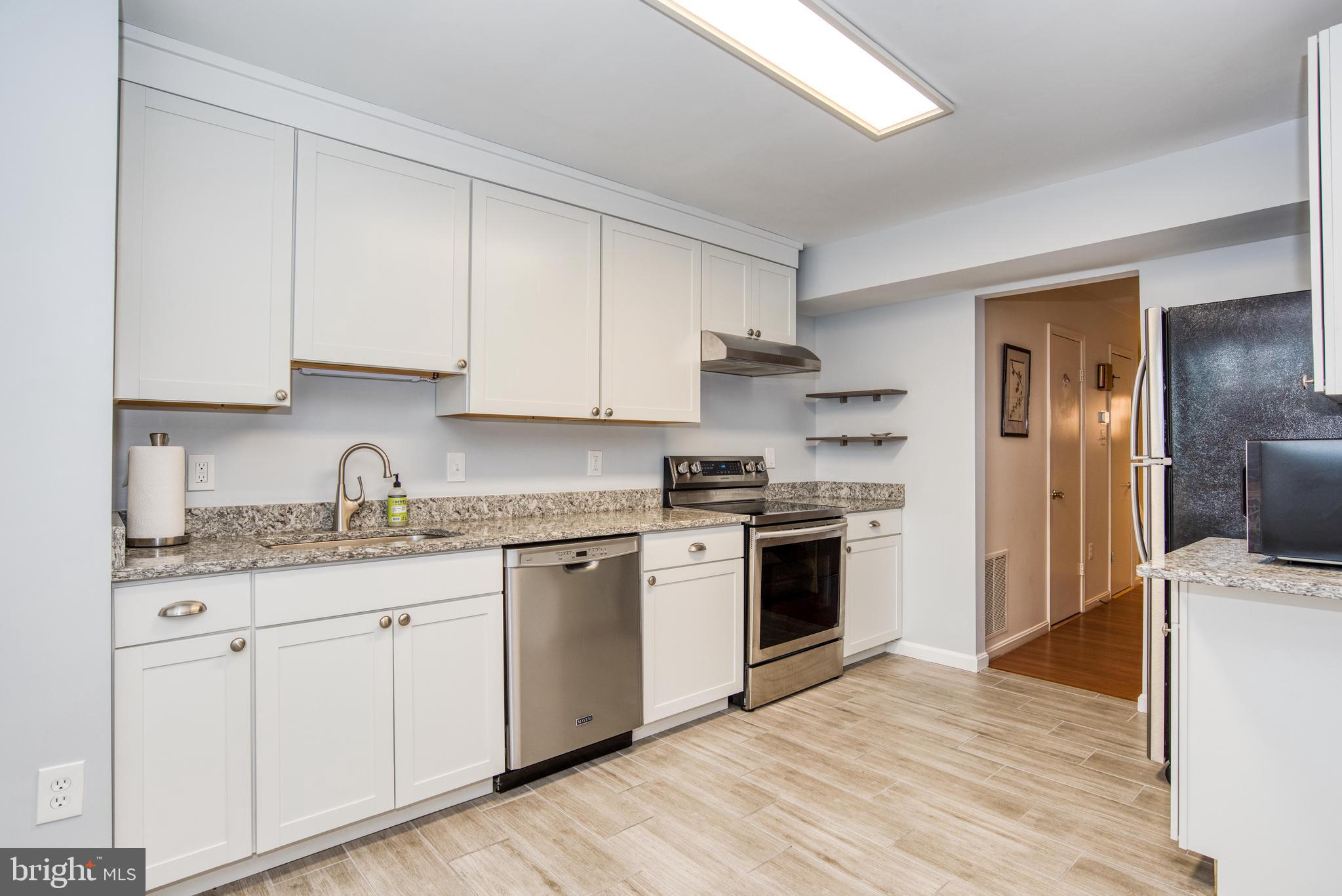 1906 Brightleaf Court Silver Spring, MD 20902 - Photo 15 of 43 Kitchen
