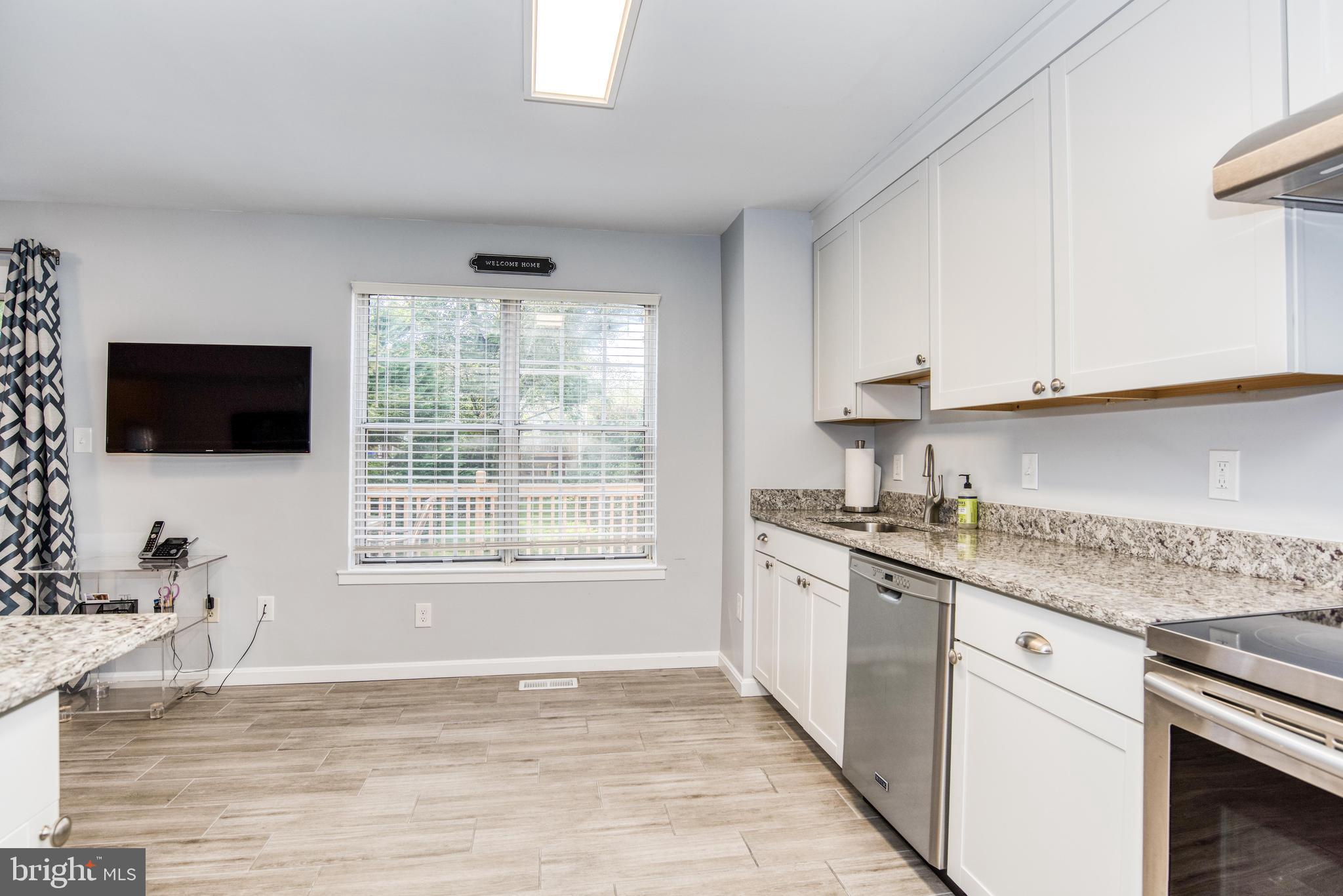 1906 Brightleaf Court Silver Spring, MD 20902 - Photo 18 of 43 Kitchen