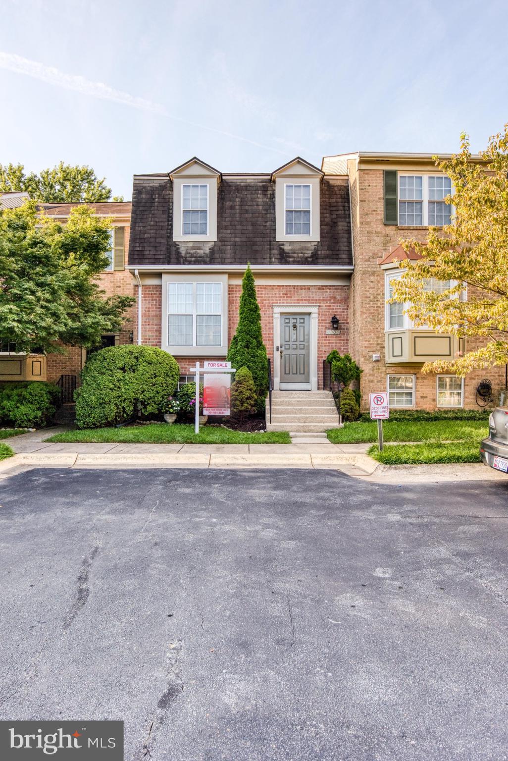 1906 Brightleaf Court Silver Spring, MD 20902 - Photo 3 of 43 Front