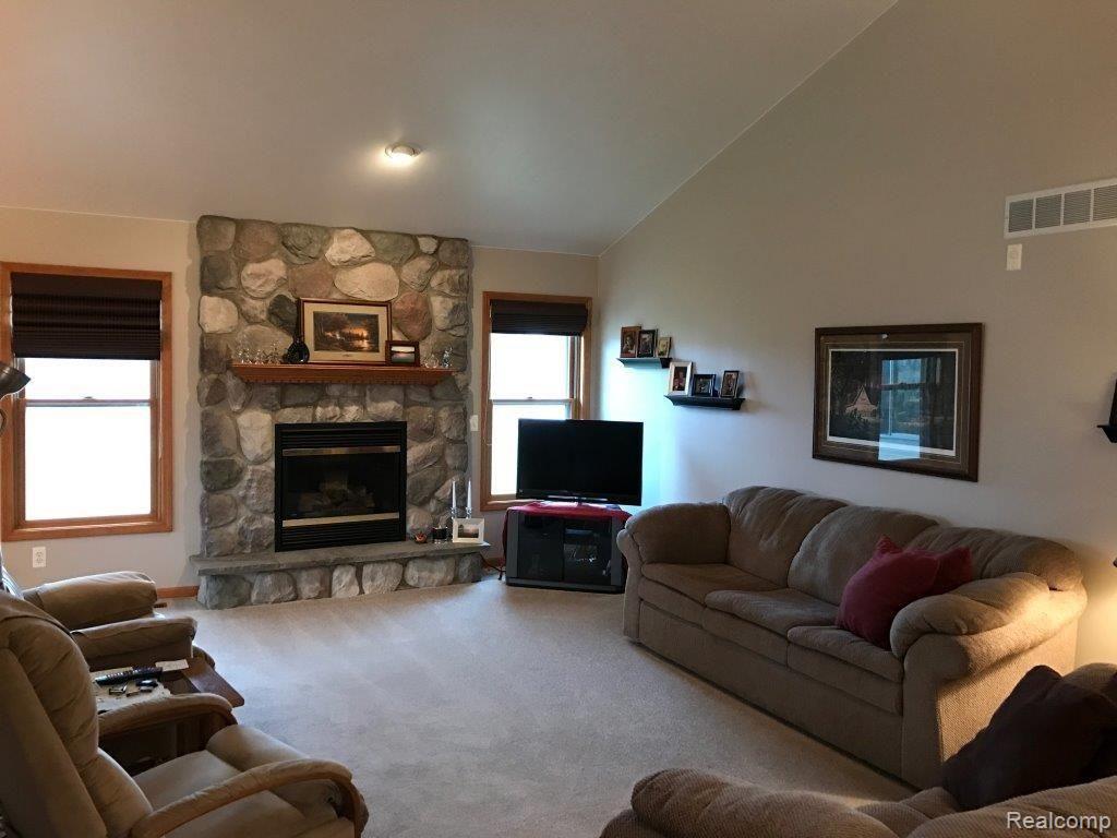 1994 Smith Road Lapeer, MI 48446 - Photo 10 of 30 5E0E5948-5630-40CD-9982-3770474F390A.JPG