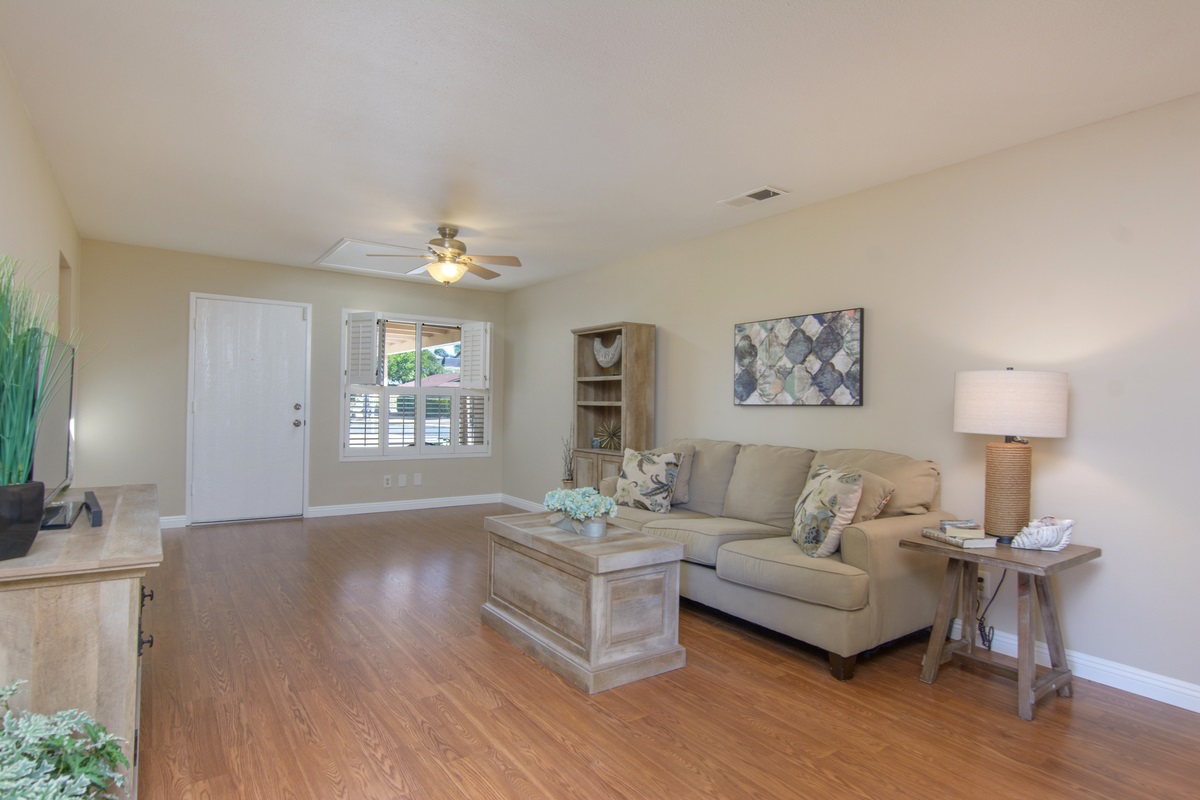 1371 Panorama Ridge Road Oceanside, CA 92056 - Photo 3 of 25