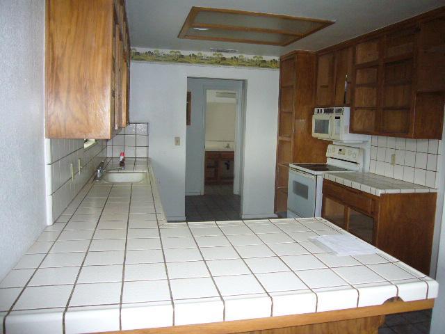 14898 Brookhill Road Madera, CA 93636 - Photo 14 of 15 Gallery Image 14