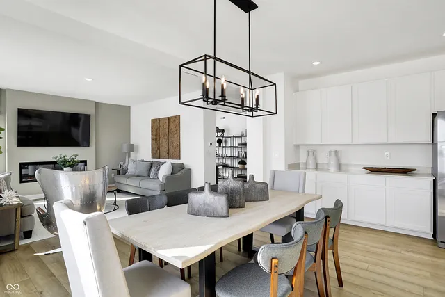 $359,995 | 2420 Fir Drive, Greenfield, IN 46140