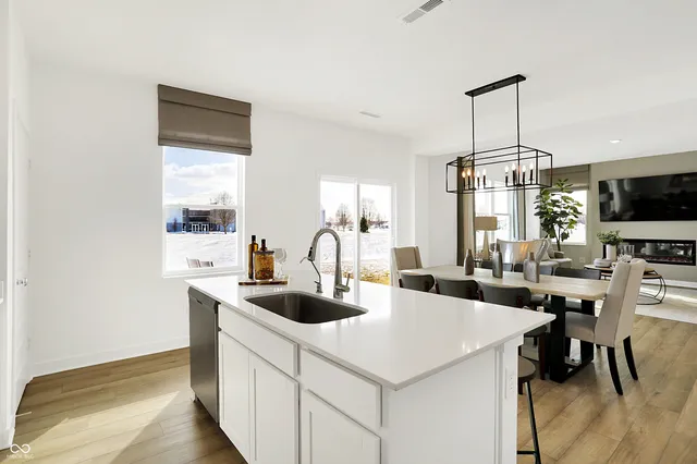 $359,995 | 2420 Fir Drive, Greenfield, IN 46140