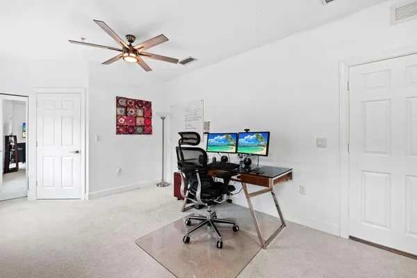 $4,200 | 2001 Coral Heights Boulevard, Oakland Park, FL 33308