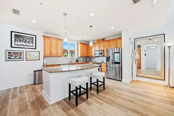$4,200 | 2001 Coral Heights Boulevard, Oakland Park, FL 33308
