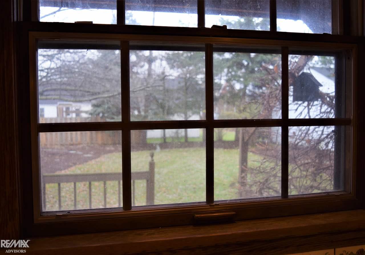1541 Hawthorne Road Grosse Pointe Woods, MI 48236 - Photo 46 of 48