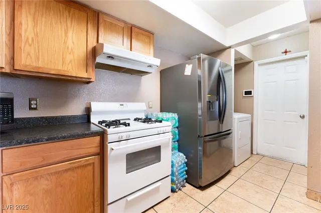 $330,000 | 3647 Elegant Saint Court, Las Vegas, NV 89115