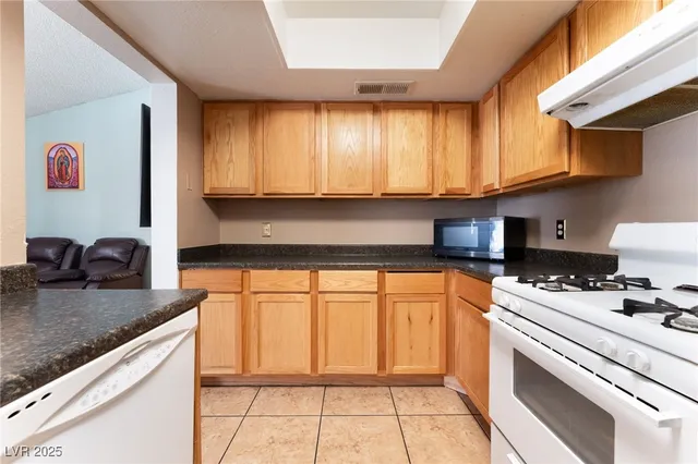 $330,000 | 3647 Elegant Saint Court, Las Vegas, NV 89115