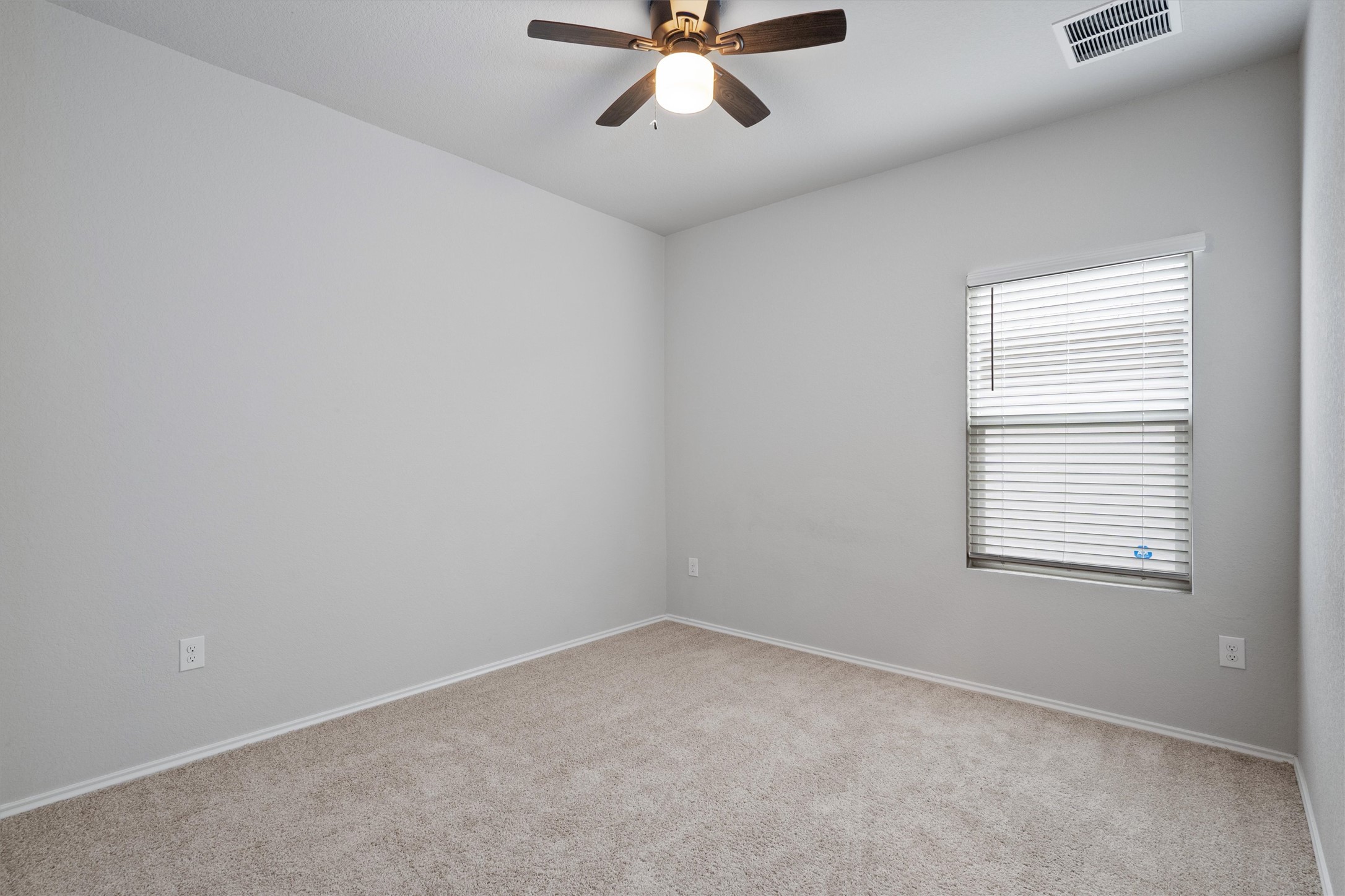 6121 Ronee Leah Drive Austin, TX 78724 - Photo 22 of 30 Secondary bedroom 2