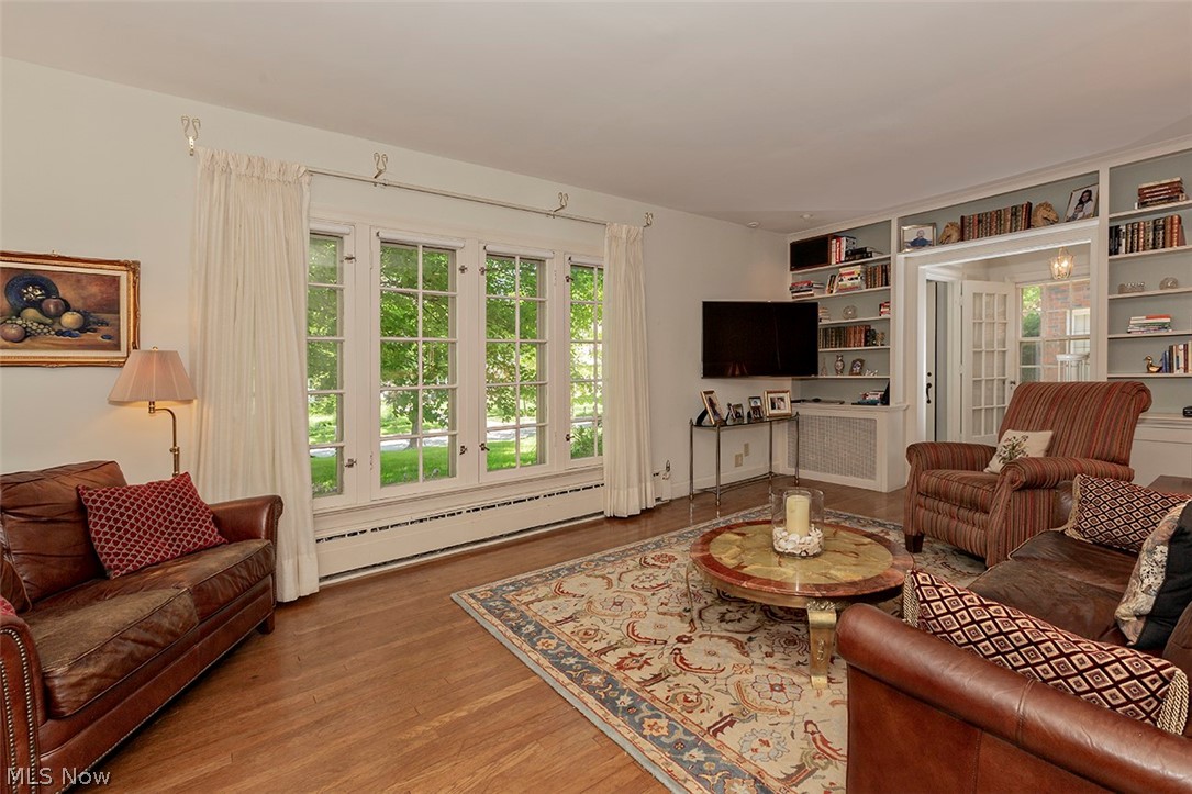 3315 Ardmore Road Cleveland, OH 44120 - Photo 4 of 32 Gallery Image 4