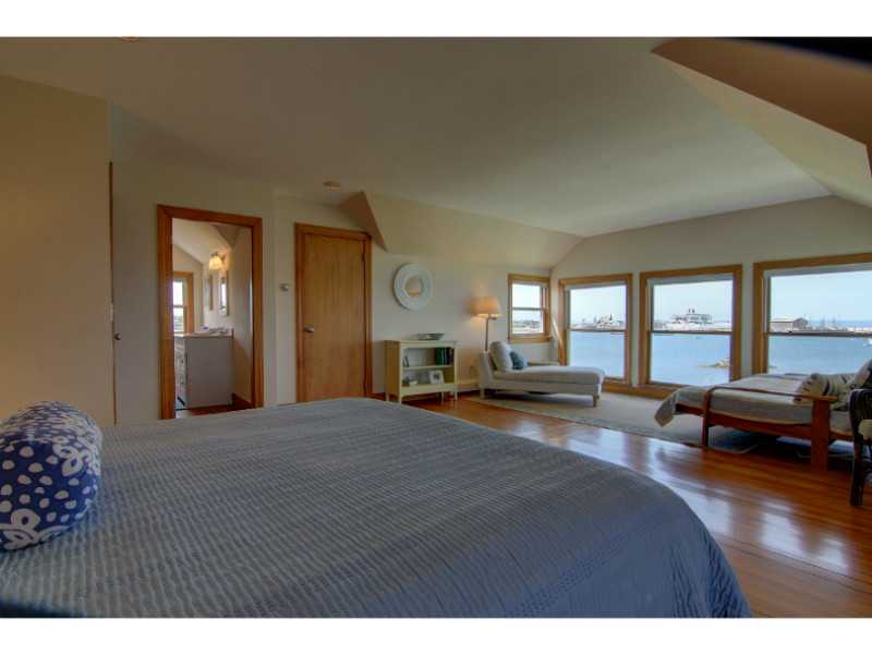 8 Minnesota Road Little Compton, RI 02837 - Photo 10 of 22 Master Bedroom.