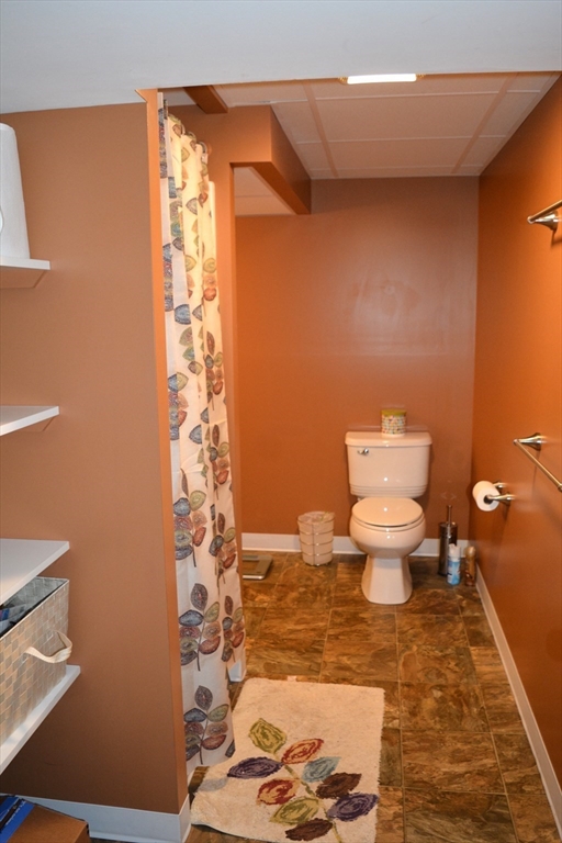44 Brookside Circle Springfield, MA 01129 - Photo 33 of 42