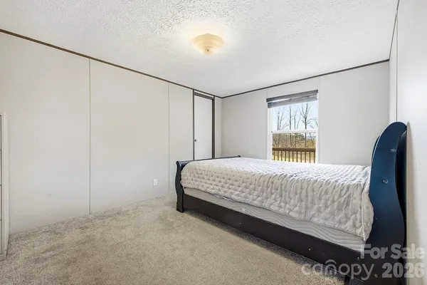 $284,900 | 31 McGee Hl Road, Fairview, NC 28730