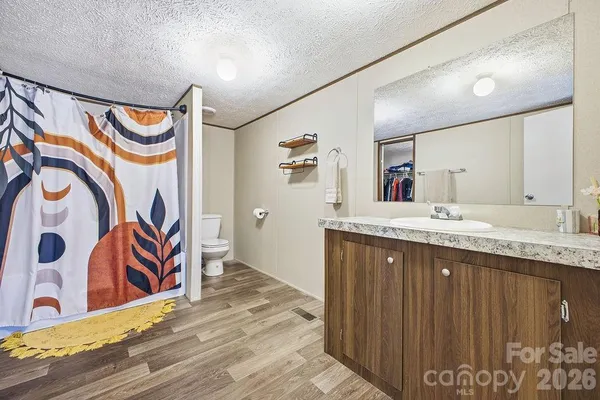 $284,900 | 31 McGee Hl Road, Fairview, NC 28730