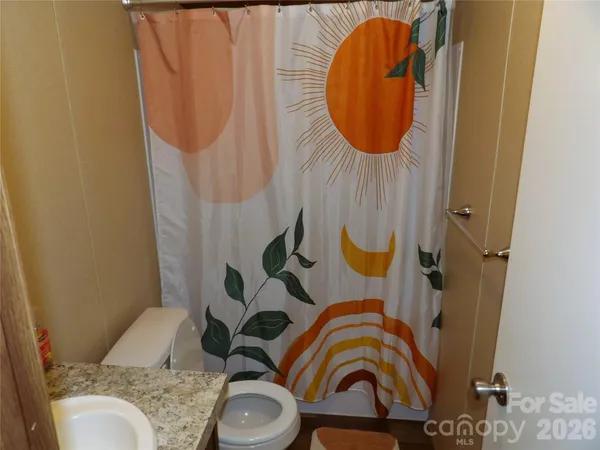 $284,900 | 31 McGee Hl Road, Fairview, NC 28730