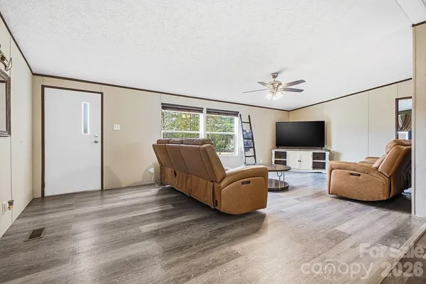 $284,900 | 31 McGee Hl Road, Fairview, NC 28730