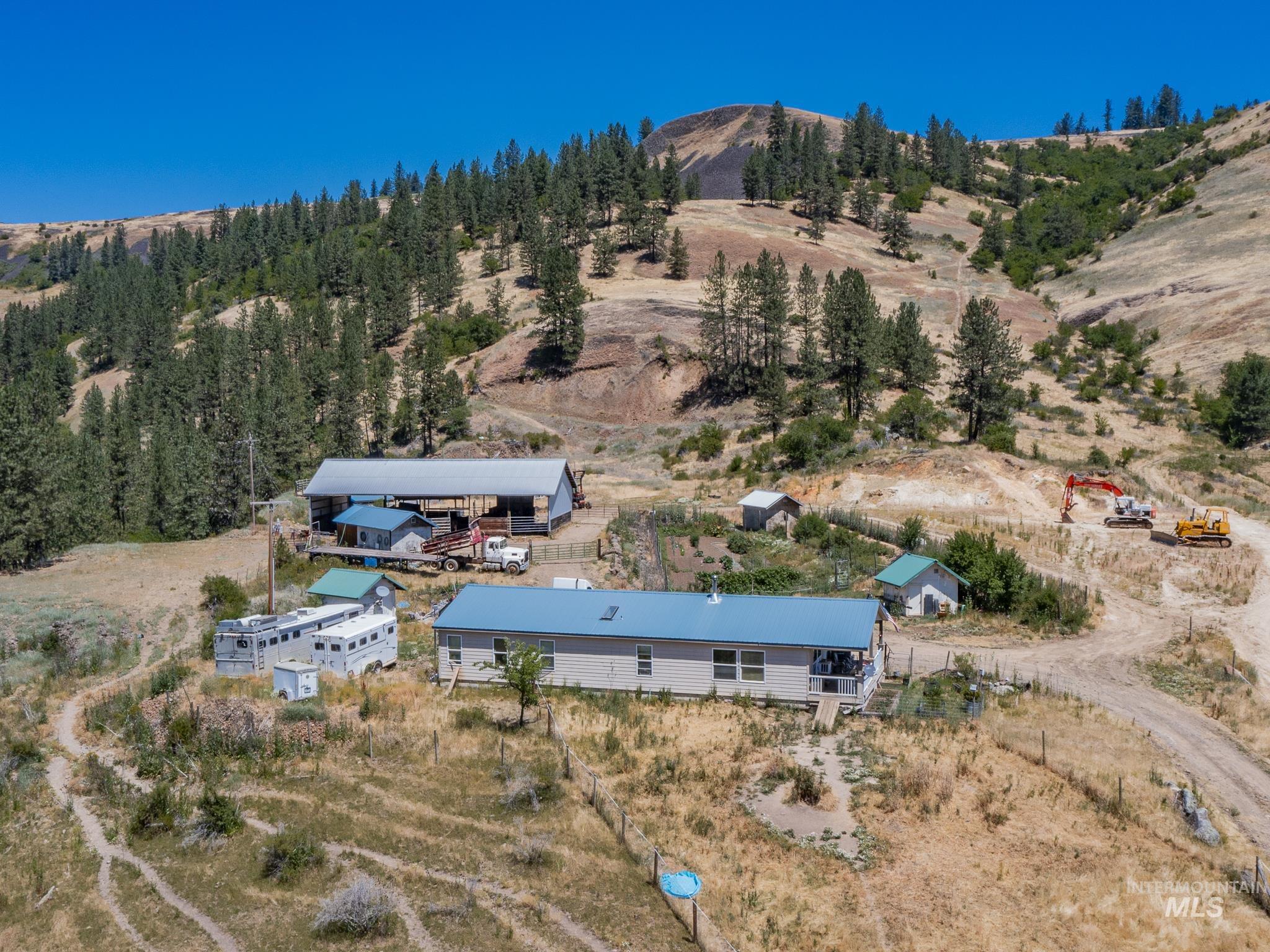 3608 Highway 13 Stites, ID 83552 - Photo 12 of 44