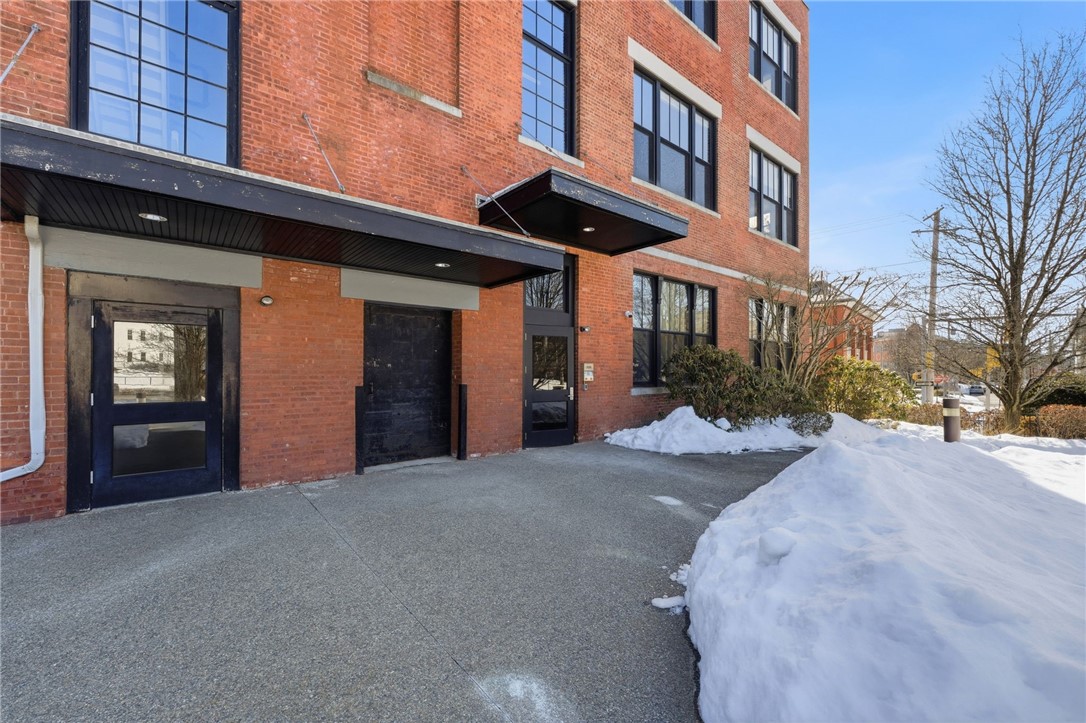685 Social Street, Unit 313 Woonsocket, RI 02895 - Photo 2 of 22