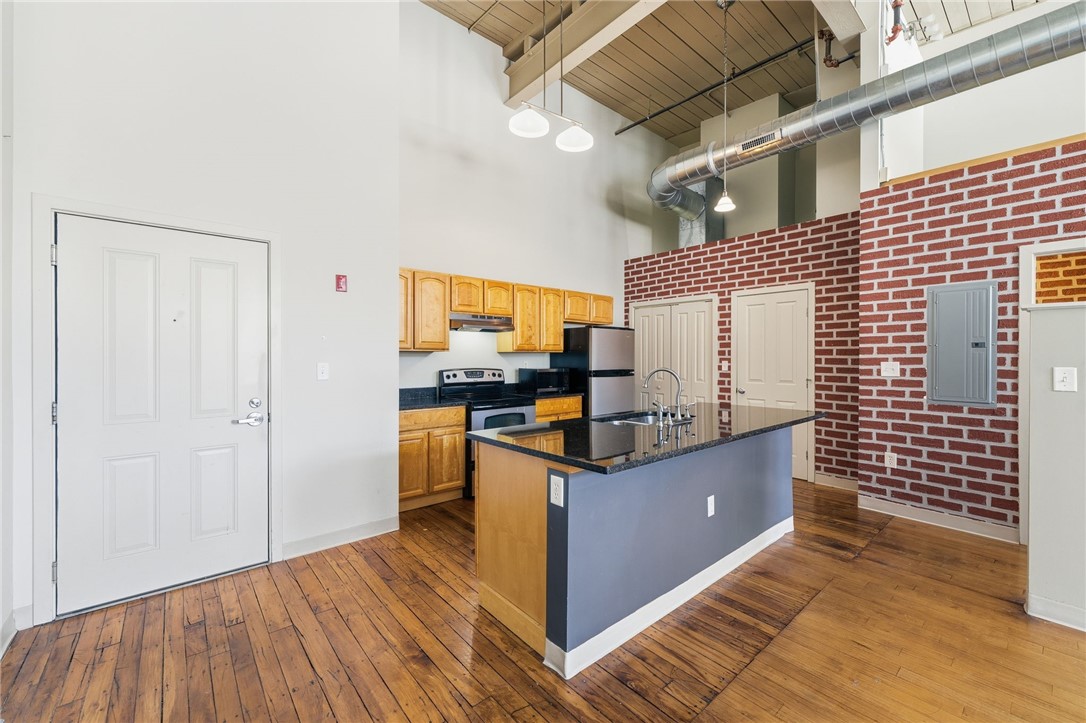 685 Social Street, Unit 313 Woonsocket, RI 02895 - Photo 9 of 22