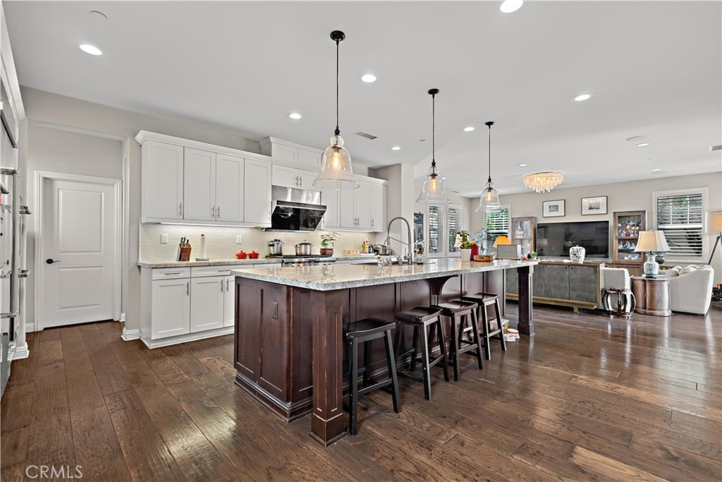 220 Barnes Road Tustin, CA 92782 - Photo 9 of 22 Gallery Image 9