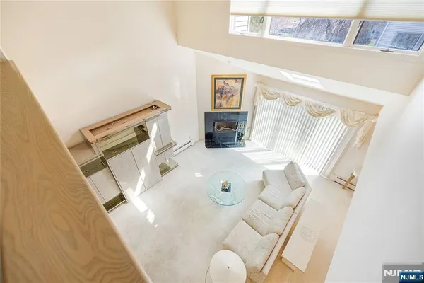 $890,000 | 856 Hemlock Court, Unit T175, Norwood, NJ 07648