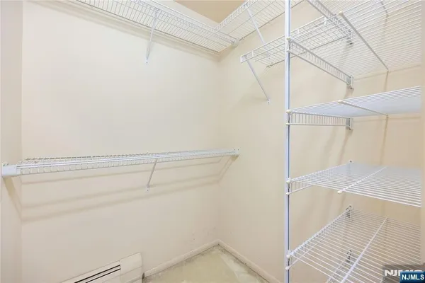 $890,000 | 856 Hemlock Court, Unit T175, Norwood, NJ 07648