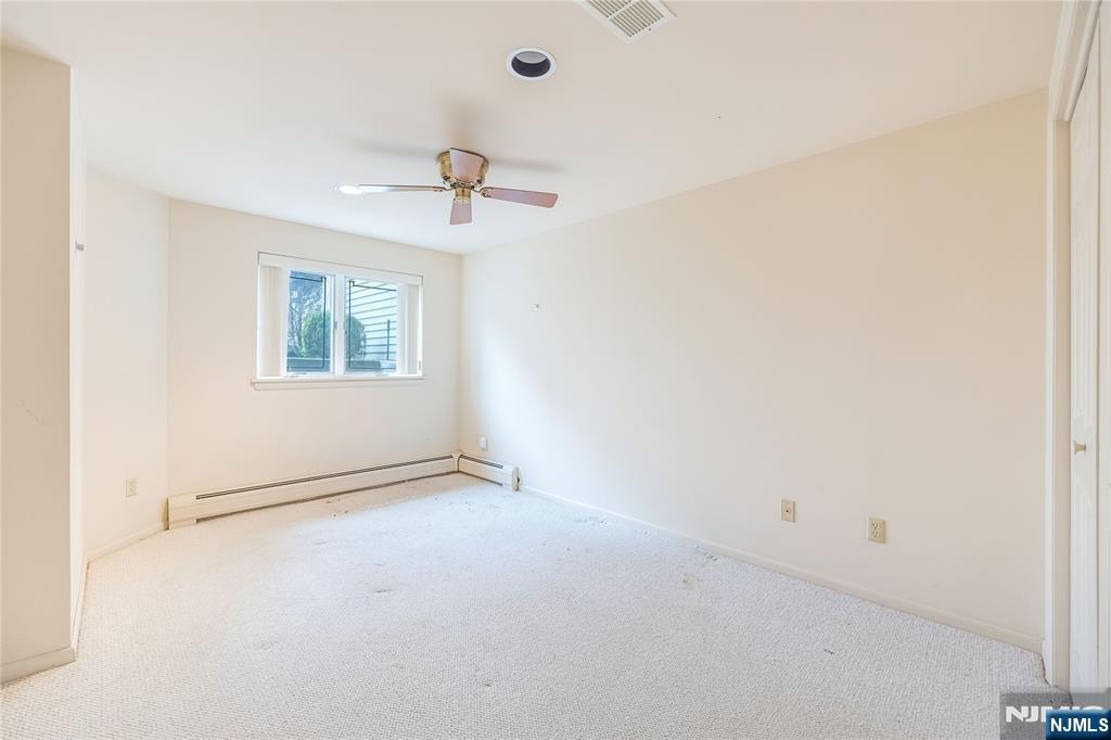 856 Hemlock Court, Unit T175 Norwood, NJ 07648 - Photo 29 of 37