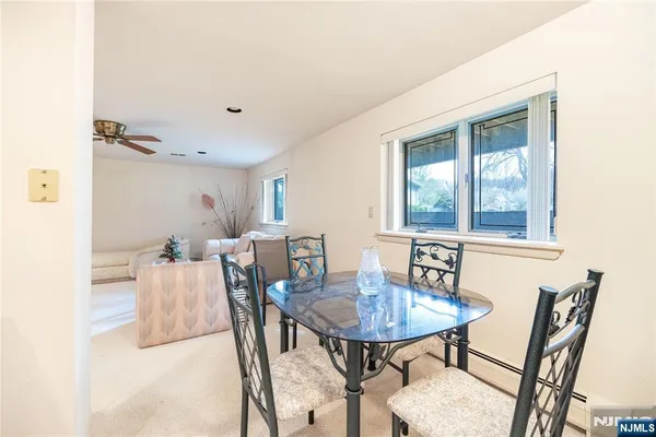 $890,000 | 856 Hemlock Court, Unit T175, Norwood, NJ 07648