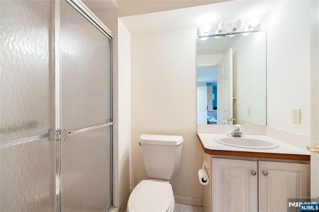 856 Hemlock Court, Unit T175 Norwood, NJ 07648 - Photo 34 of 37