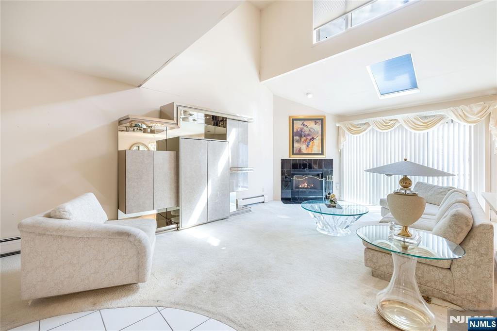 856 Hemlock Court, Unit T175 Norwood, NJ 07648 - Photo 10 of 37