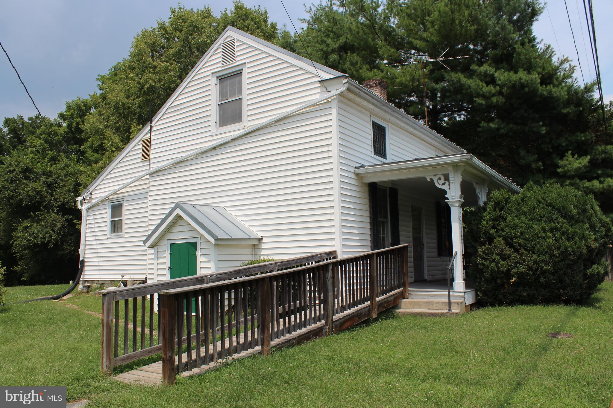 997 Bishop Meade Road Boyce, VA 22620 - Photo 1 of 15 Front porch with ramp