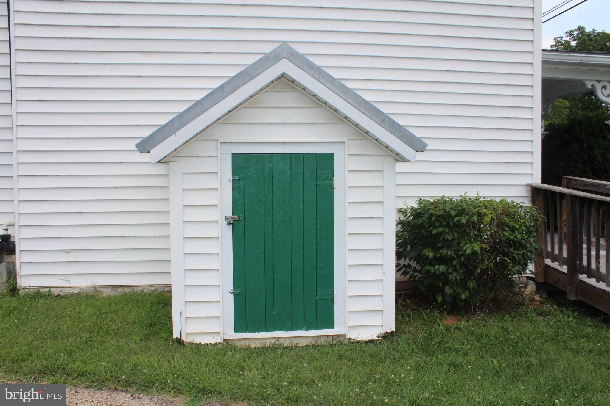 997 Bishop Meade Road Boyce, VA 22620 - Photo 13 of 15 Exterior entrance to cellar