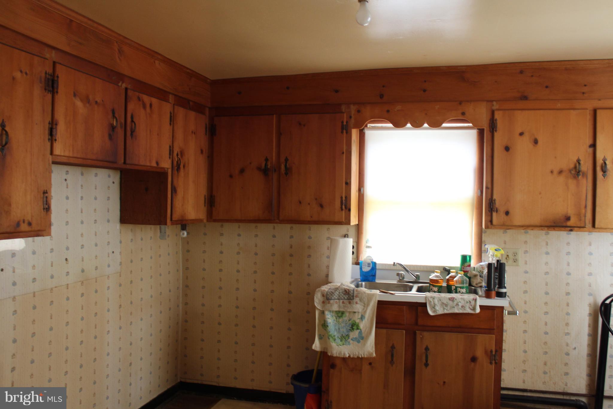 997 Bishop Meade Road Boyce, VA 22620 - Photo 5 of 15 Kitchen