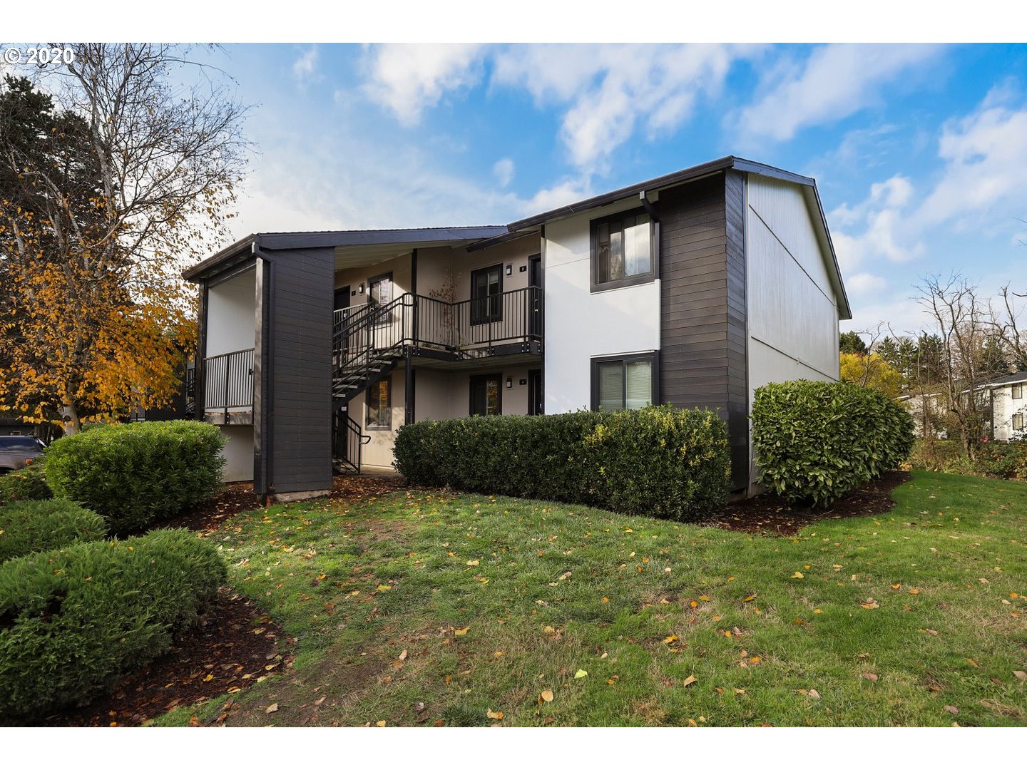 14095 Southwest Walker Road, Unit 7 Beaverton, OR 97005 - Photo 1 of 22 Gallery Image 1