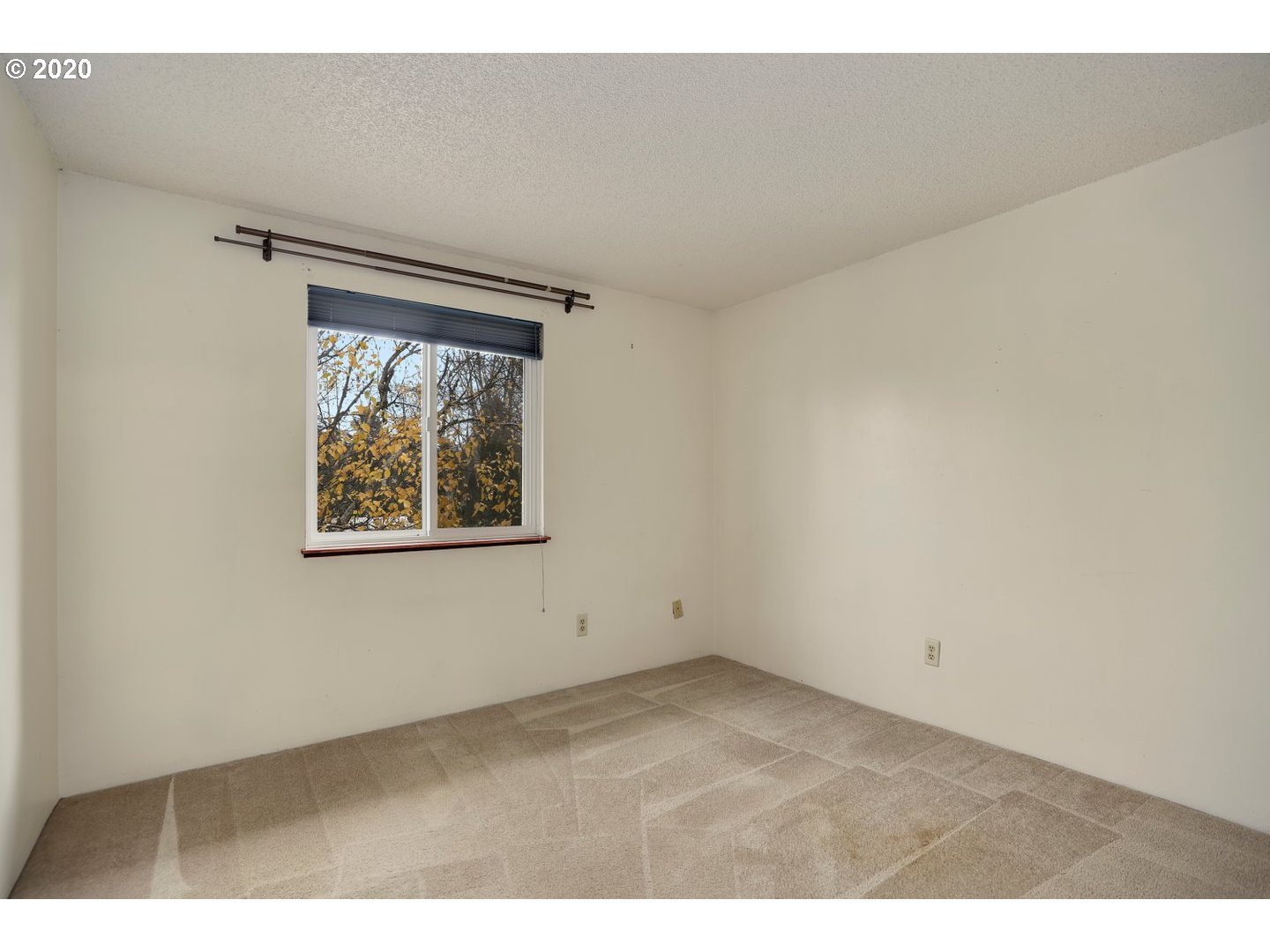 14095 Southwest Walker Road, Unit 7 Beaverton, OR 97005 - Photo 14 of 22 Gallery Image 14