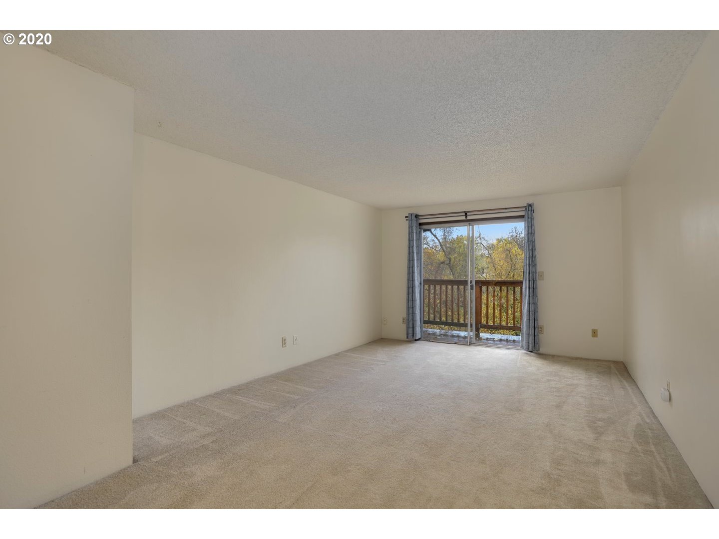 14095 Southwest Walker Road, Unit 7 Beaverton, OR 97005 - Photo 5 of 22 Gallery Image 5