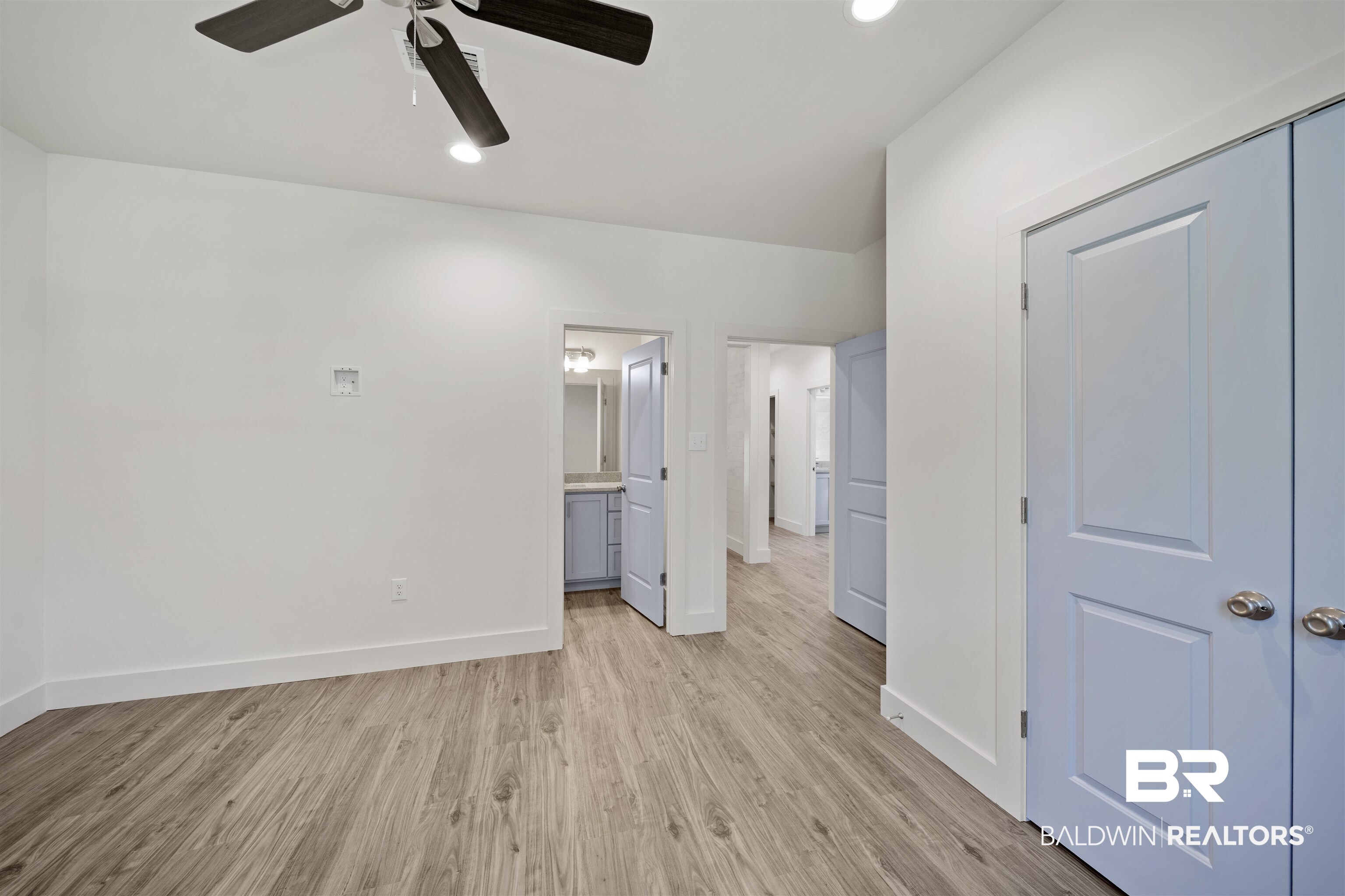 28674 Sampson Avenue Orange Beach, AL 36561 - Photo 39 of 50