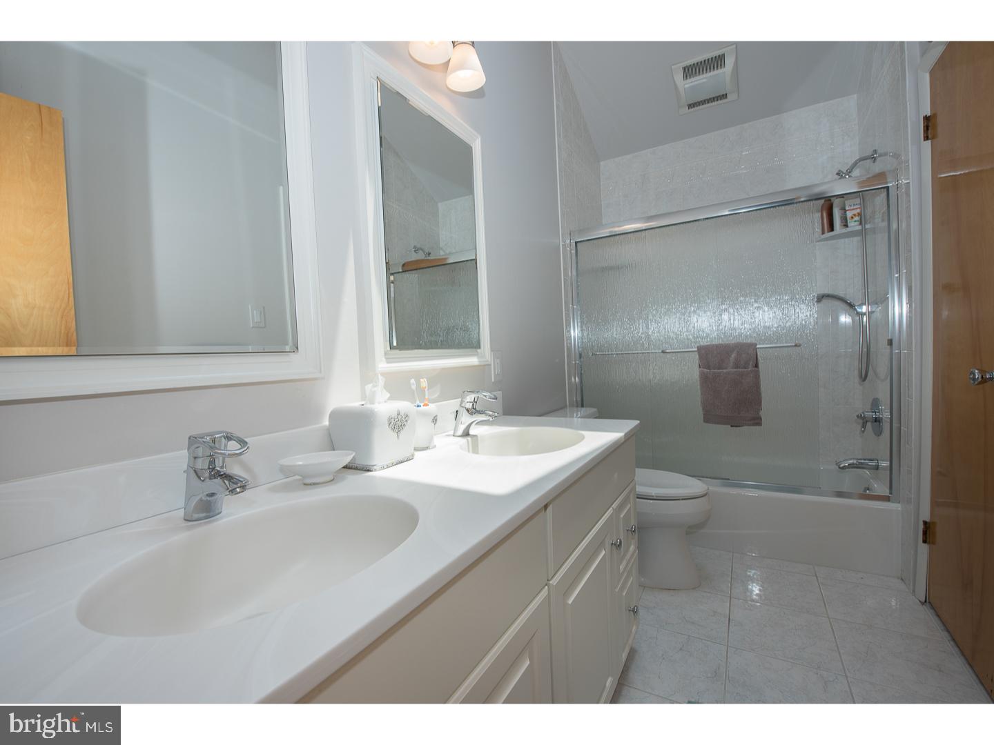 16 Gum Tree Road Lafayette Hill, PA 19444 - Photo 20 of 25 Bathroom