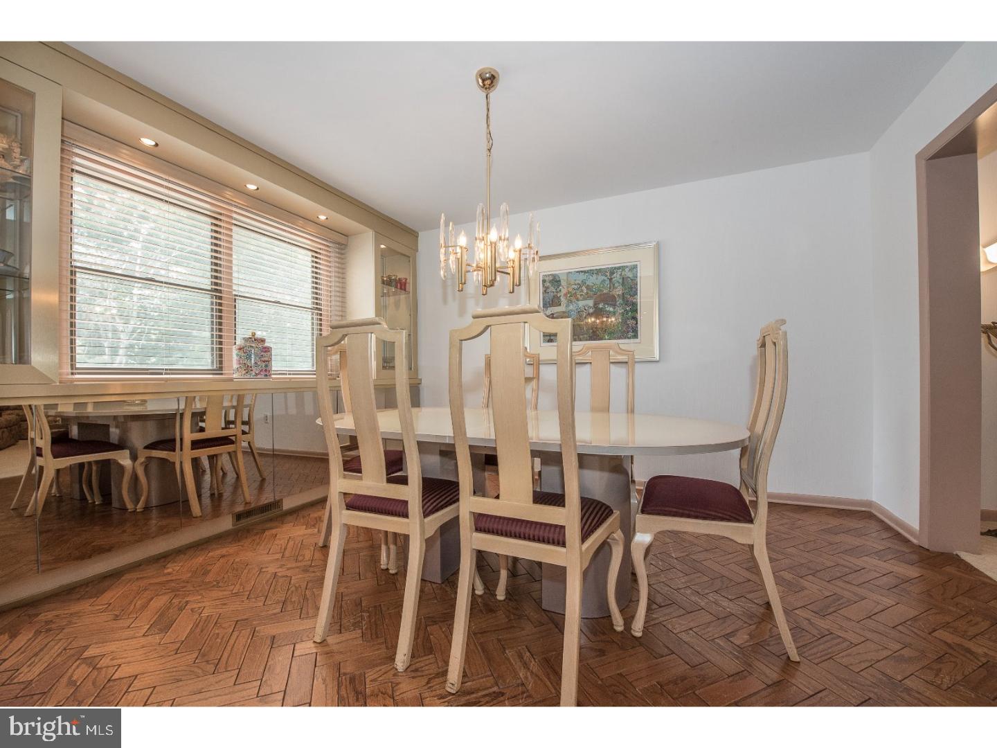 16 Gum Tree Road Lafayette Hill, PA 19444 - Photo 4 of 25 Dining Room