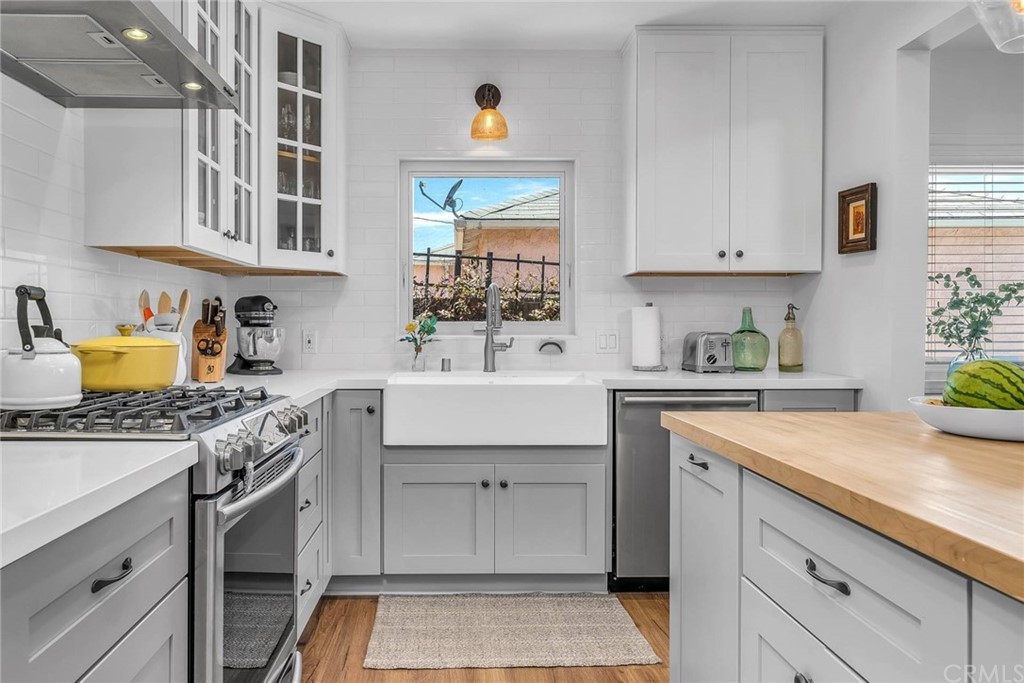 5336 West 127th Street Hawthorne, CA 90250 - Photo 8 of 30 Gorgeous kit