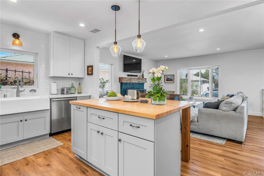 5336 West 127th Street Hawthorne, CA 90250 - Photo 9 of 30 center island