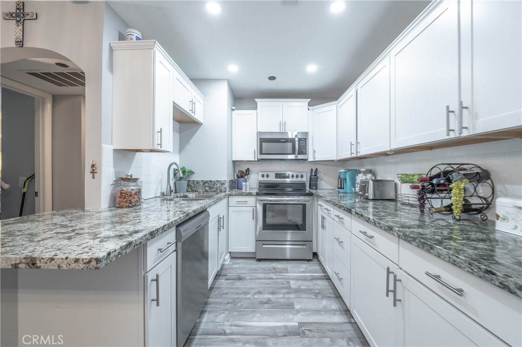 12671 Briarglen Loop, Unit I Stanton, CA 90680 - Photo 15 of 49